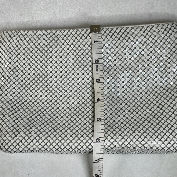 🪸 Vintage Whiting & Davis White Metal Mesh Clutch - Picture 3 of 12